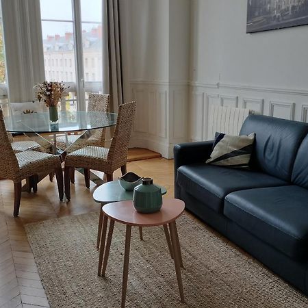 Appartement Avec Belle Vue Sur La Place Du Martroi 奥尔良 外观 照片