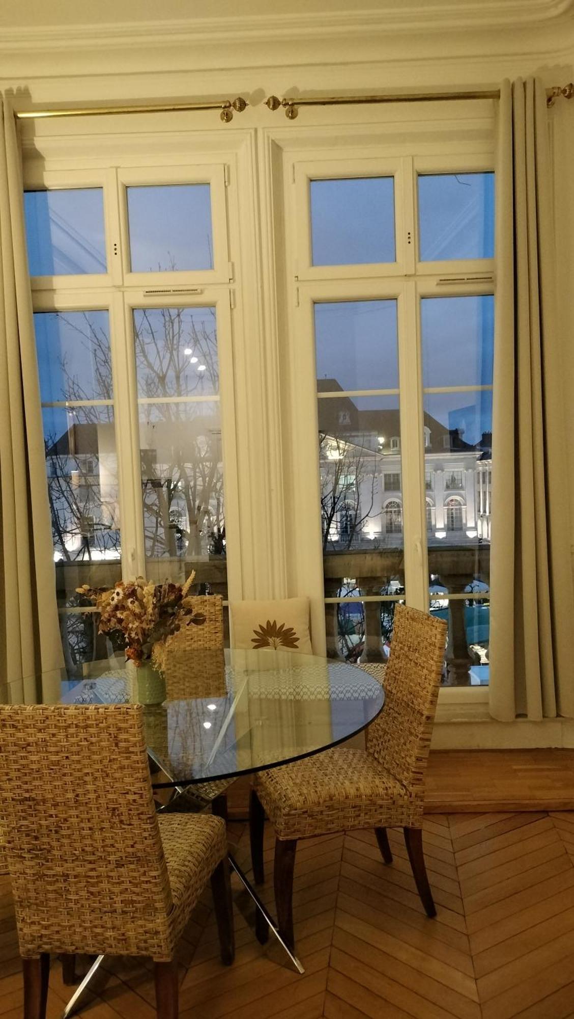 Appartement Avec Belle Vue Sur La Place Du Martroi 奥尔良 外观 照片