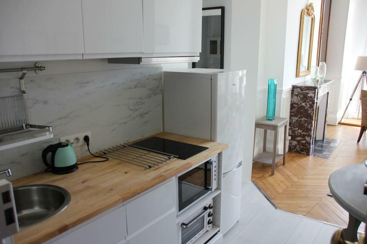 Appartement Avec Belle Vue Sur La Place Du Martroi 奥尔良 外观 照片